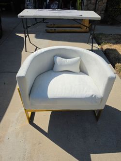Velvet accent ivory chair