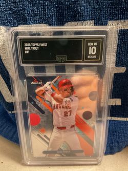 2025 Topps Finest #41 Mike Trout. Gen. Mint 10.