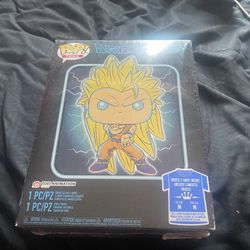 Super saiyan 3 Goku Funko Pop Glow In The Dark (GameStop Exclusive)