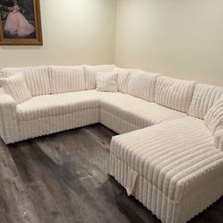 NEW Beige Sectional With Pull-Out Bed & STORAGE CHAISE Finance