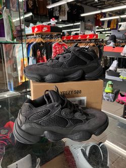 Women’s Adidas Yeezy 500 Utility Black