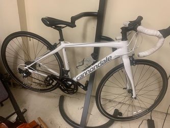 Cannondale Synapse Tiagra Road Bike – 48cm – $550 OBO