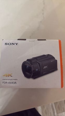 Sony 4k handycam FDR-Ax43A