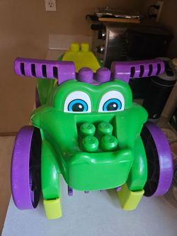 Mega blocks ride on toy