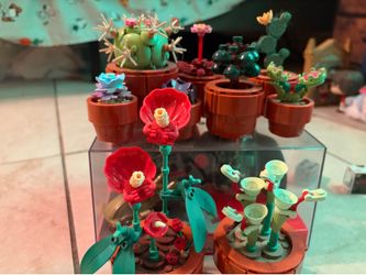 Lego set: Tiny Plants