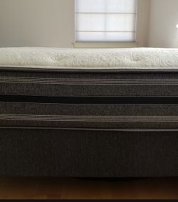 Cheswick manor 2024 fairmount plush mattress