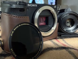 Sony A6400