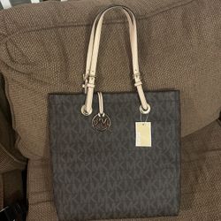 Micheal Kors Bag