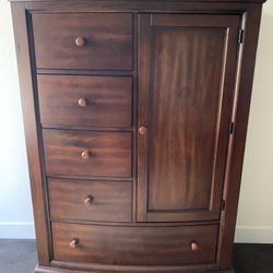 Bertini Pembrooke Chifforobe Dresser Armoire