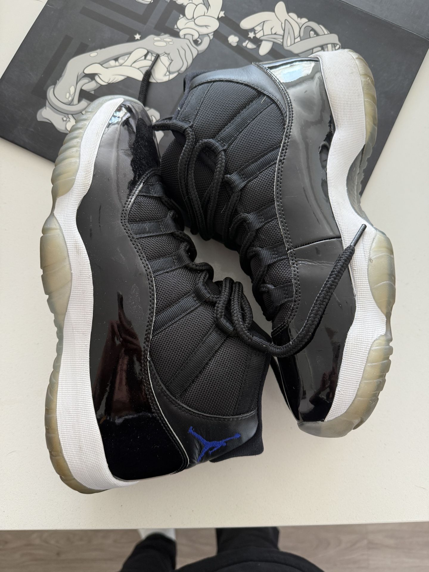 Jordan 11 Space Jam