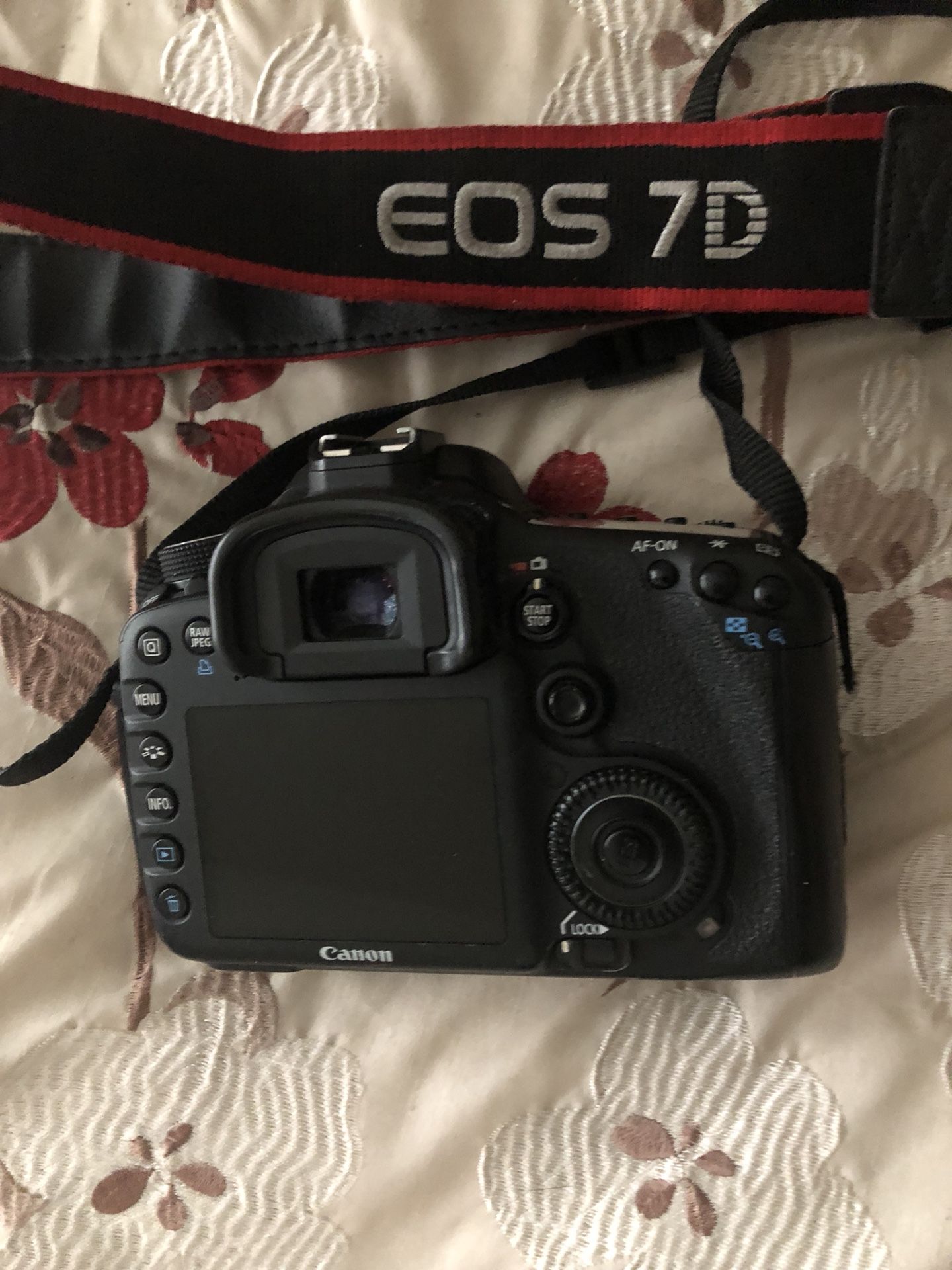 CANON 7D $500