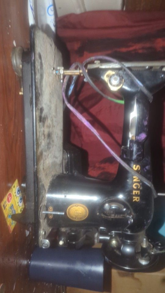 Old Sowing Machine