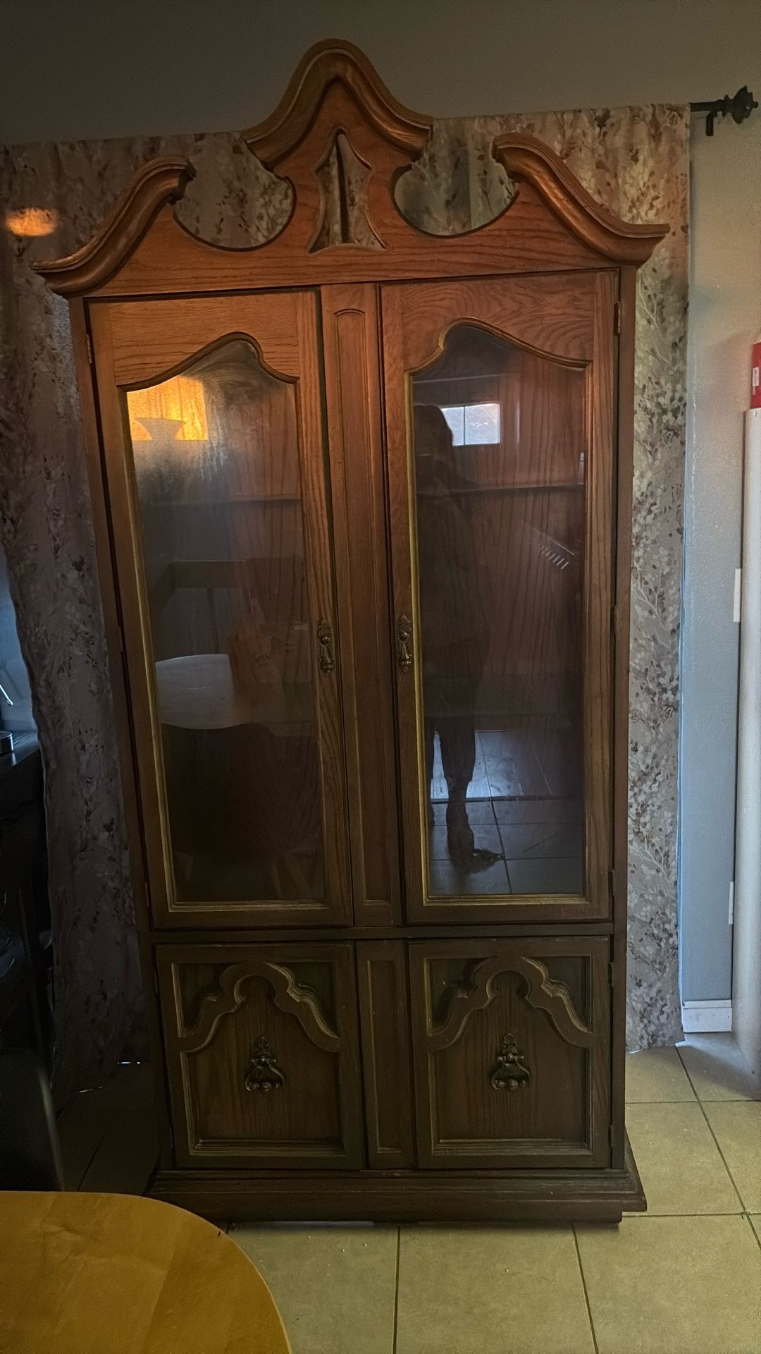 Free China Cabinet