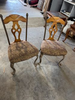 2 dining chairs