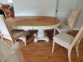 Dining Table with 4 chairs