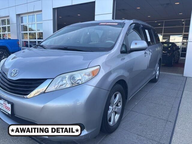 2011 Toyota Sienna