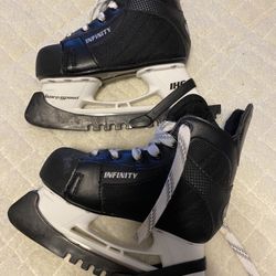 Boys Ice skates Size 3