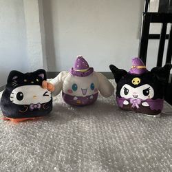 Hello Kitty Halloween Reversible Plush  2024 bundle