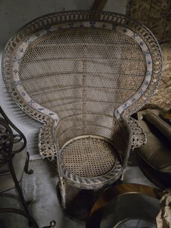 Rare 1960s Vintage Peacock Chair, In Very Good Condition