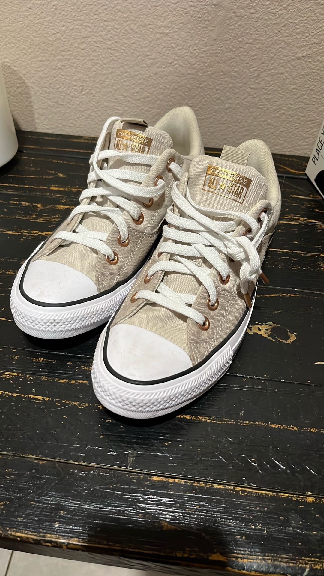 Converse