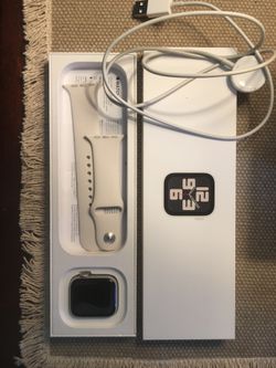 SE 40mm Apple Watch