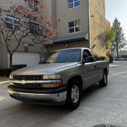 2002 Chevrolet Silverado Single Cab Short Bed