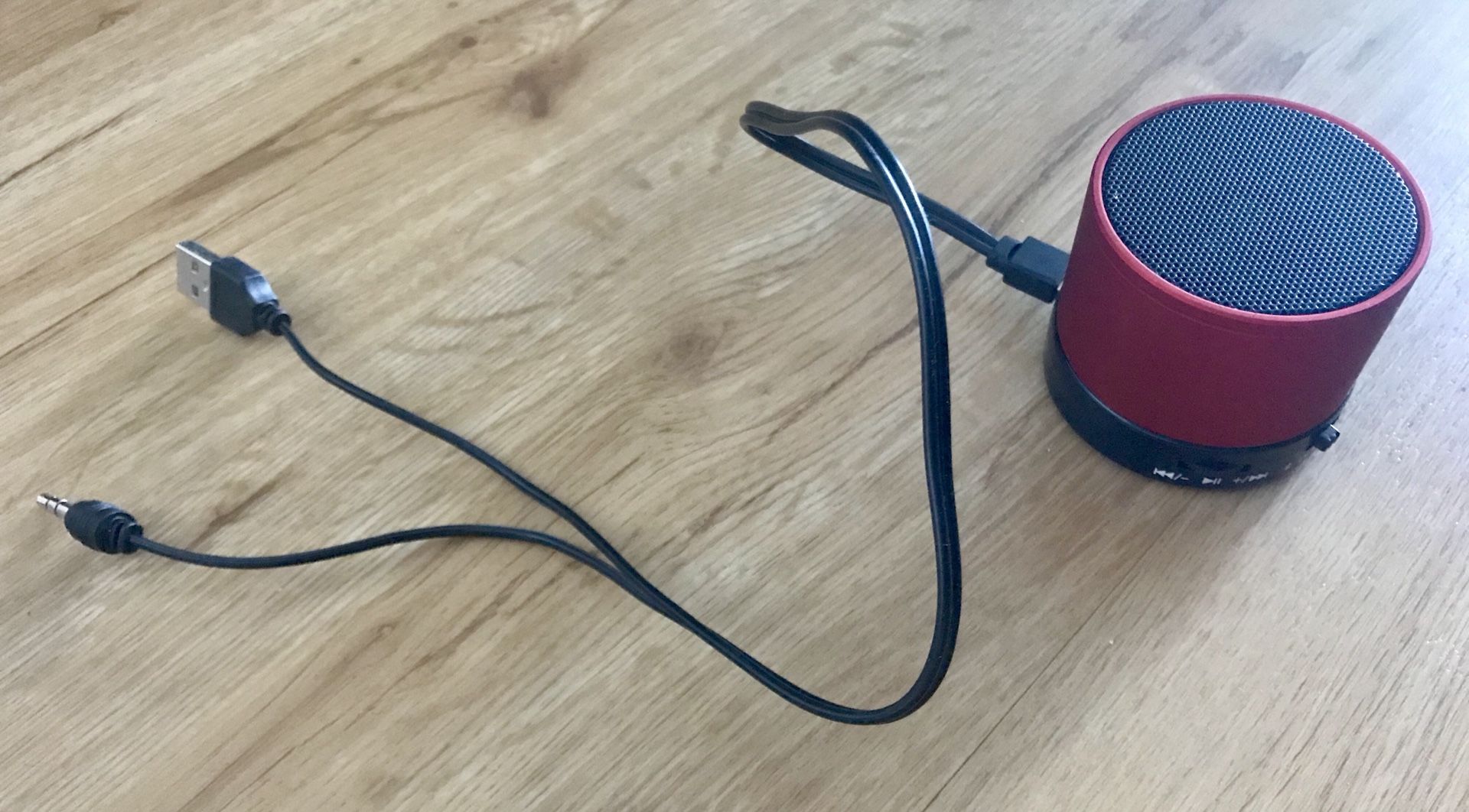 New, w/out box Bluetooth speaker