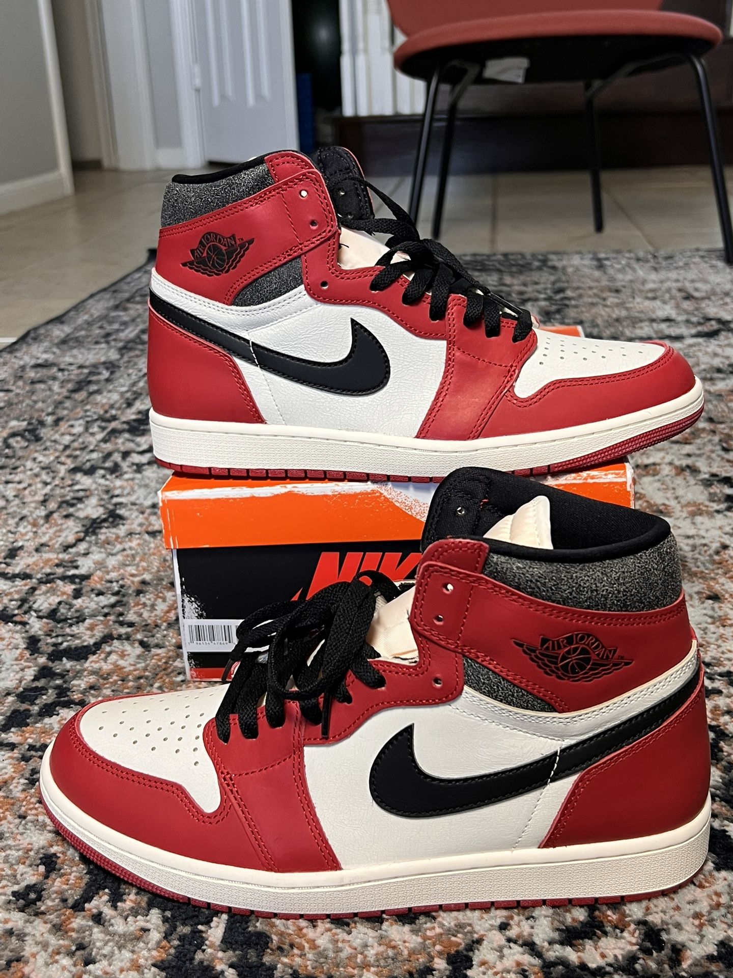 **AUTHENTIC** DS Brand New Jordan 1 Retro High “Lost & Found” size 12 $300 OBO