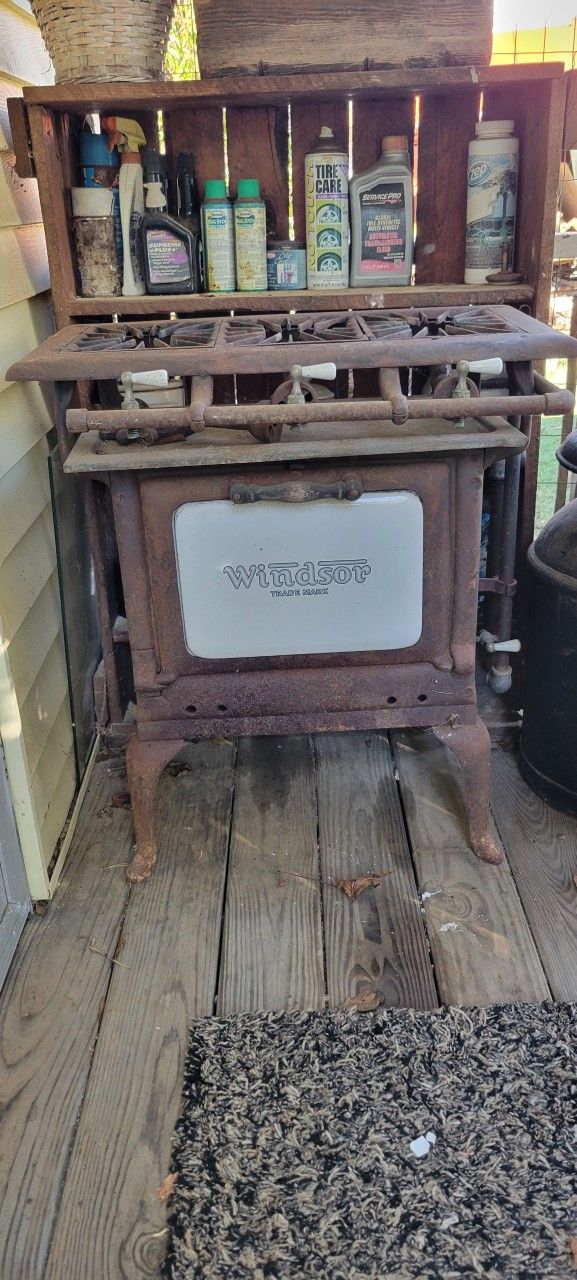 1920s  Windsor  Cook Stove