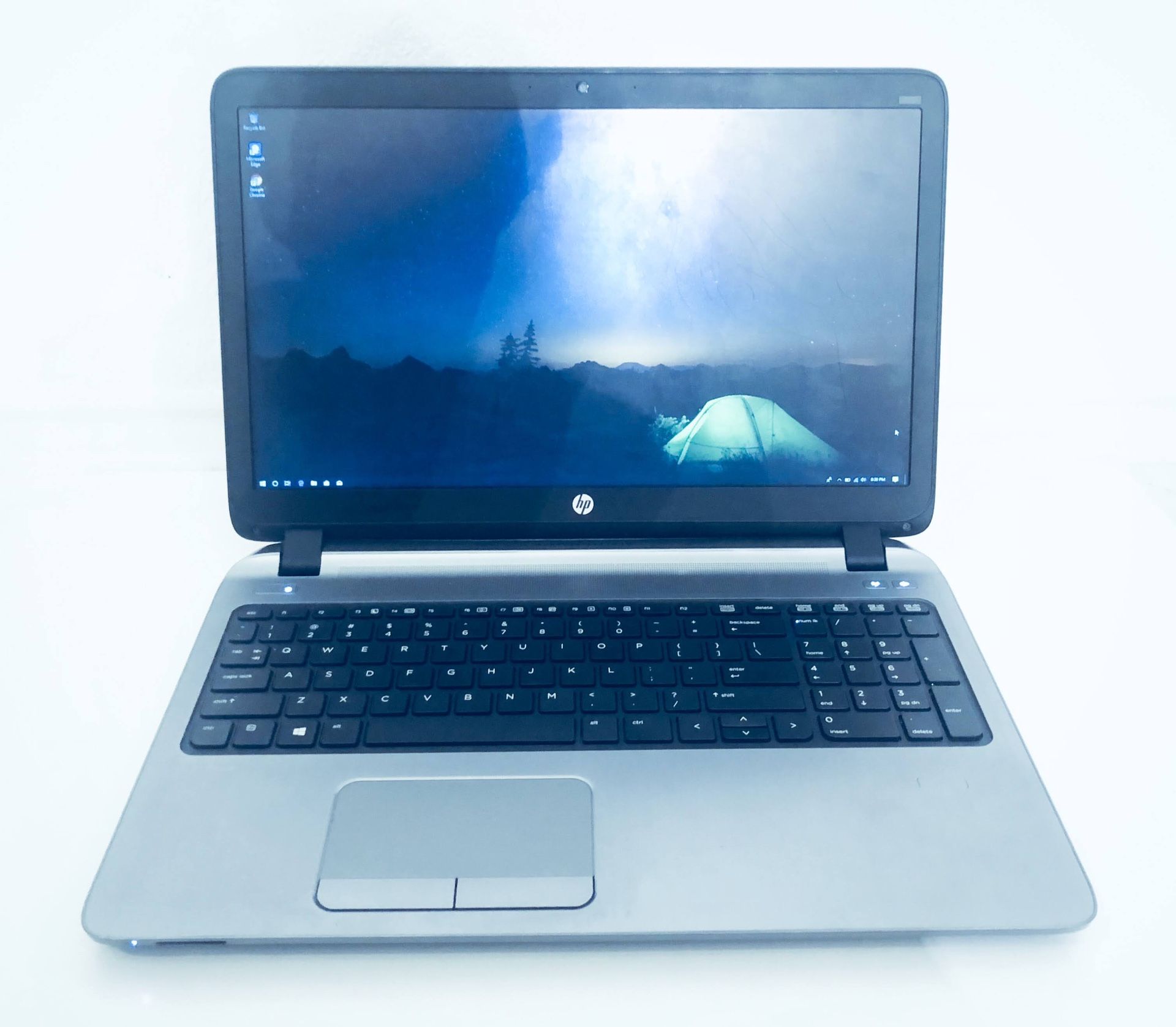 Hp 15 laptop, core i3, 8gb ram, 500gb hd, hdmi, win10, office16