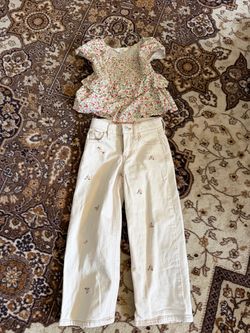 Girls set size 4-5 like new $12