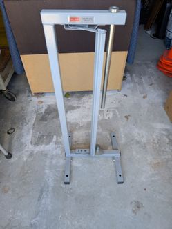Uline 27" Vertical Paper Cutter / Roll Dispenser (Model H-365)