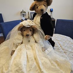 $100.00 - 1970's-80's Wedding Bears Handmade by (Liz B). Lots of Design Details!!