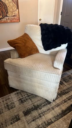 accent chair