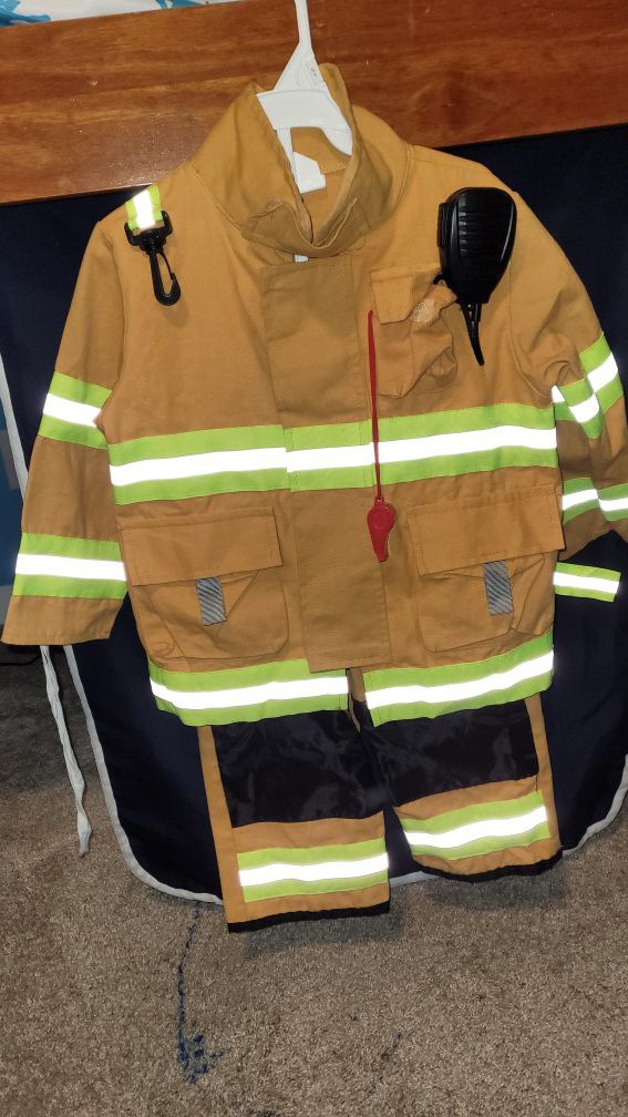 Fireman costume size 3T/4T