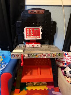 Pretend tool table
