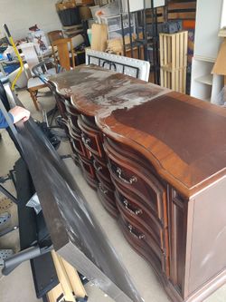9 Drawer Dresser