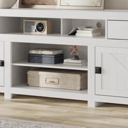 TV Stand 75/ 80 Inch TV