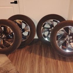 Nissan Rogue Set Of Wheels & Tires 