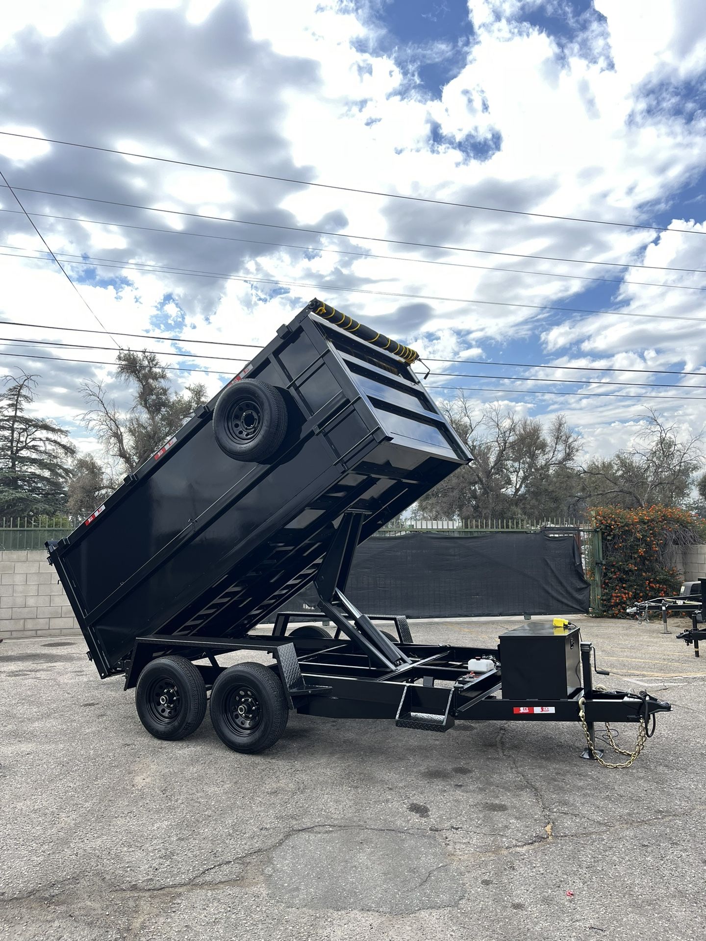 Dump Trailer 8x12x4 Classic Black