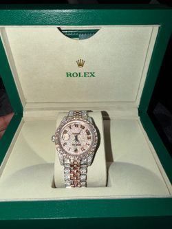 Men’s moissanite watch