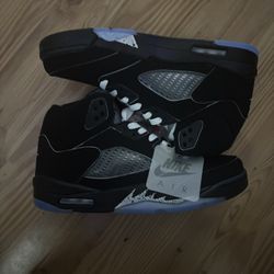 Jordan 5 Metallic