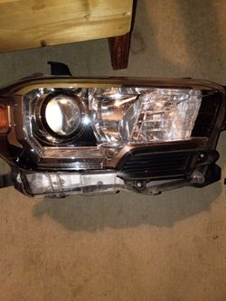 Toyota Tacoma headlights