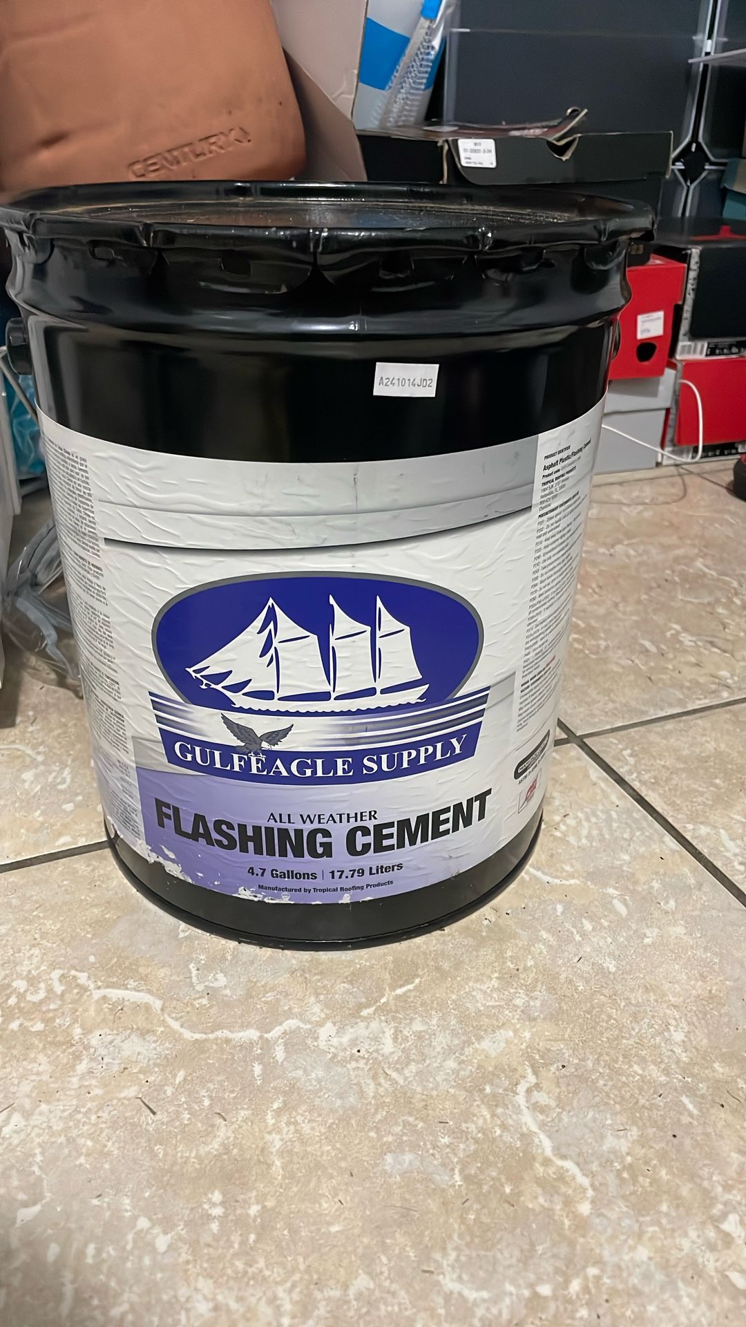 ASPHALT PLASTIC FLASHING CEMENT 