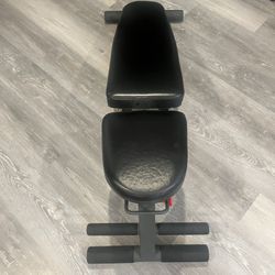 Adjustable Weight Bench