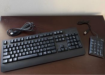 Wired keyboard and number pad