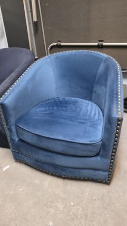 Swivel Accent Blue Chairs NEGOTIABLE 