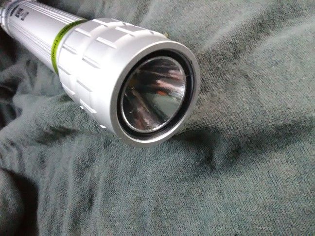 Ozark Trail LED 750 Lumens Flashlight - Yahoo Shopping