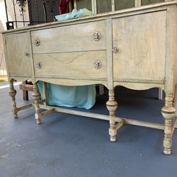 Vintage Cabinets From Florida