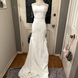 Strapless Weddinv Dress